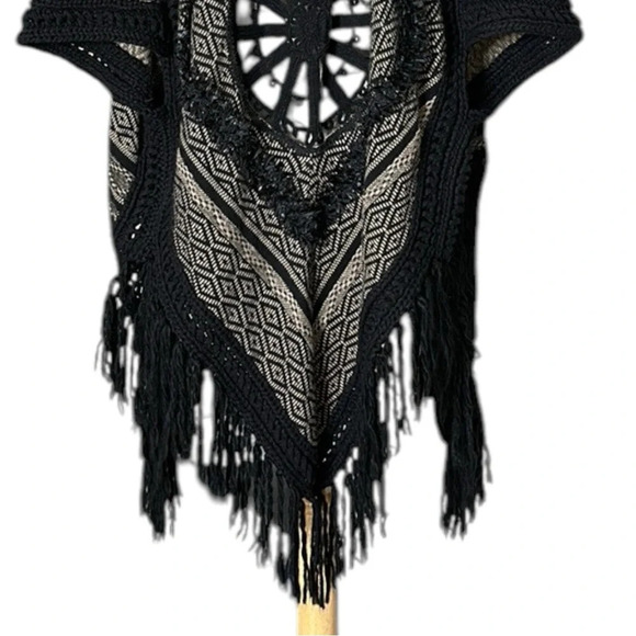ANTHROPOLOGIE Galenia Cardigan Bohemian Crochet Fringe Lambswool Tribal, OS - Picture 7 of 16
